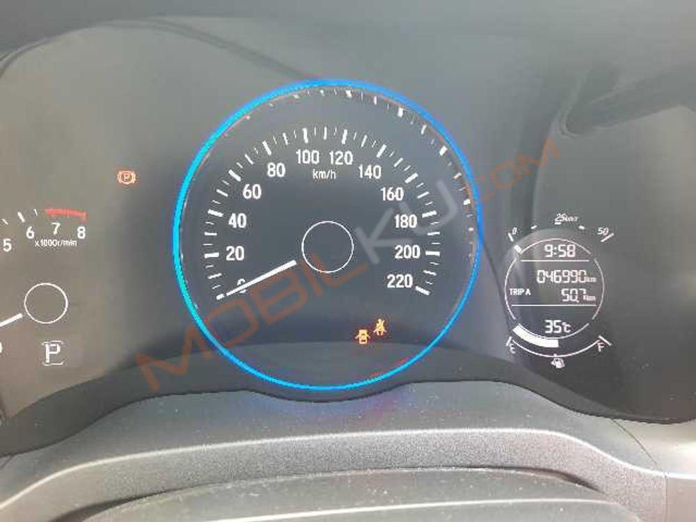 Mobil Honda HR-V 2016