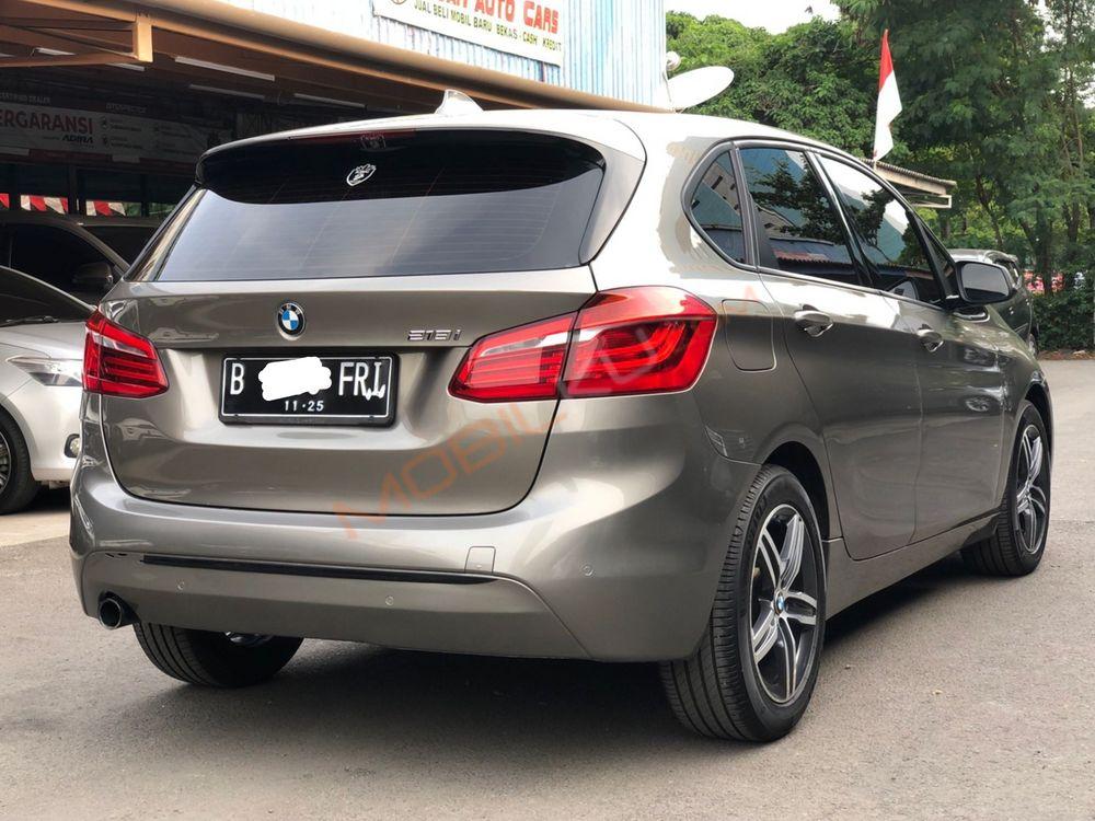 Mobil BMW 2 Series 2015