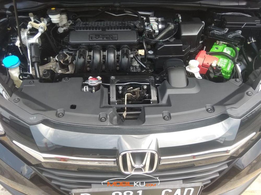 Mobil Honda HR-V 2016