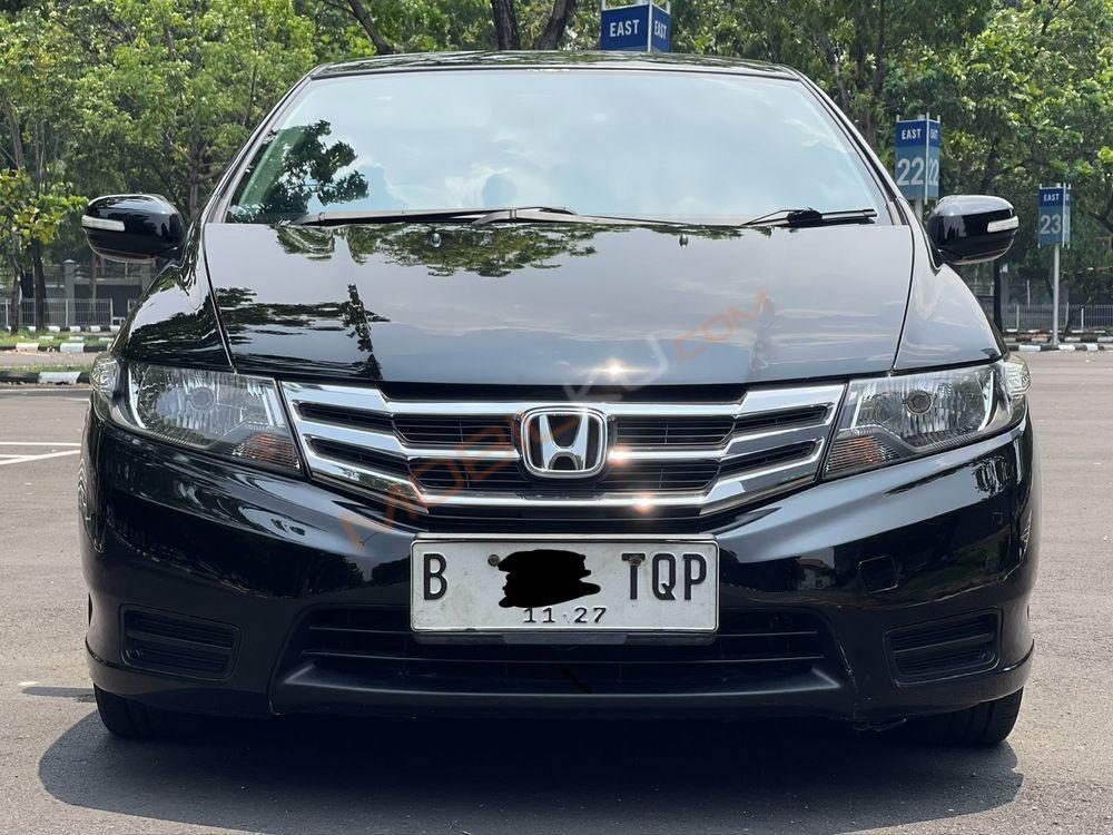 Mobil Honda City Sedan 2012