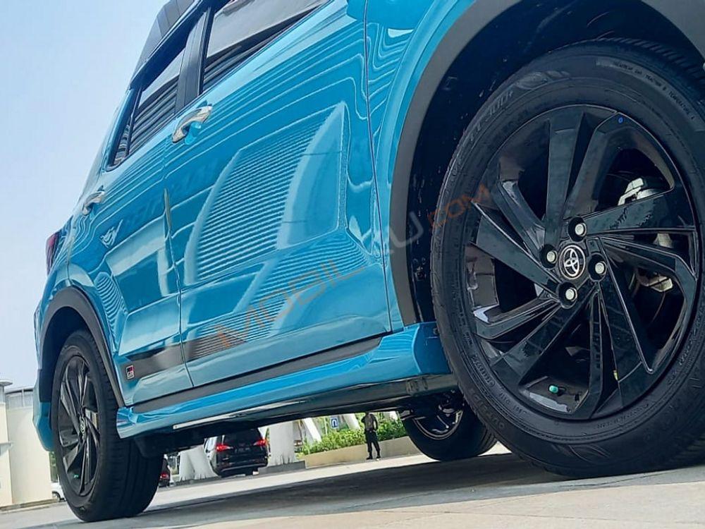 Mobil Toyota Raize 2022