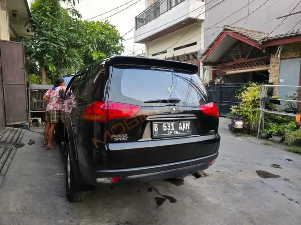 Mobil Mitsubishi Pajero Sport 2012