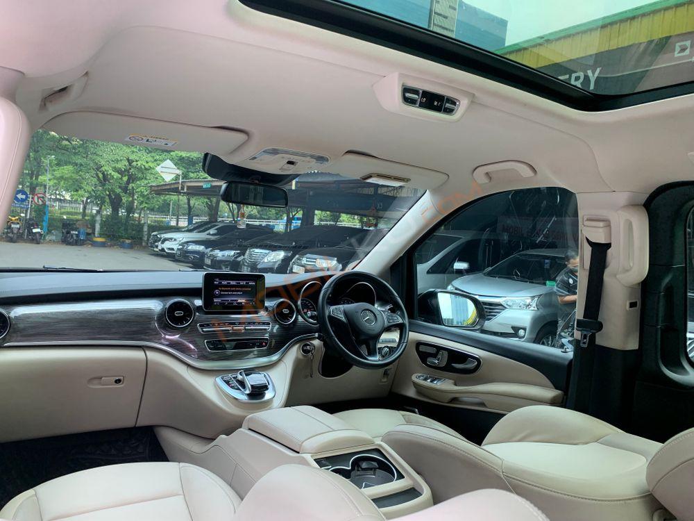 Mobil Mercedes-Benz V-Class 2019