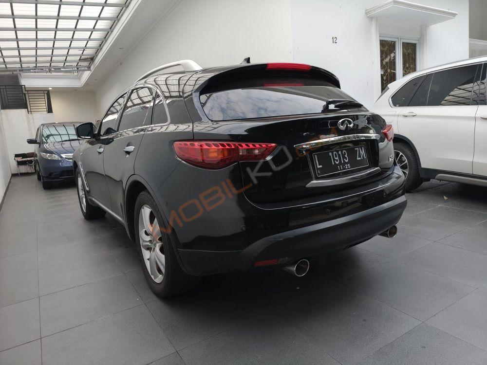 Mobil Infiniti FX 2012