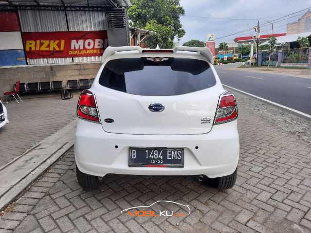 Mobil Datsun GO 2015