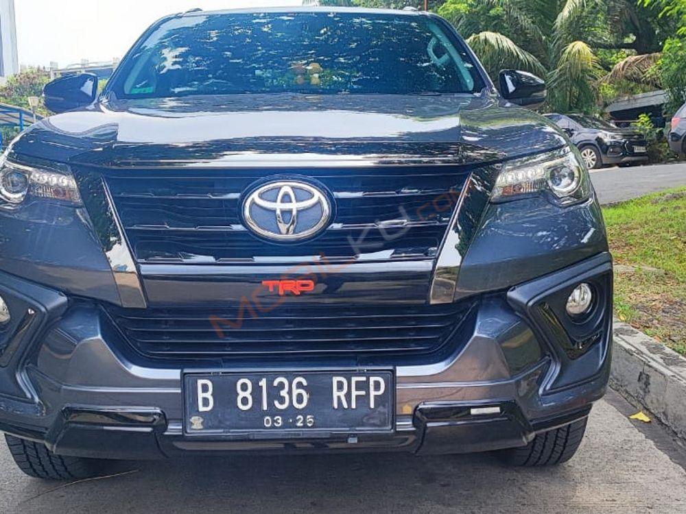 Mobil Toyota Fortuner 2020
