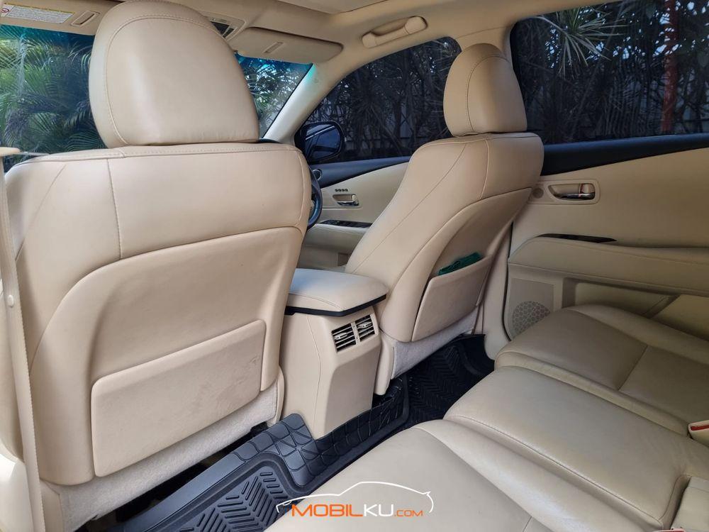 Mobil Lexus RX 2012