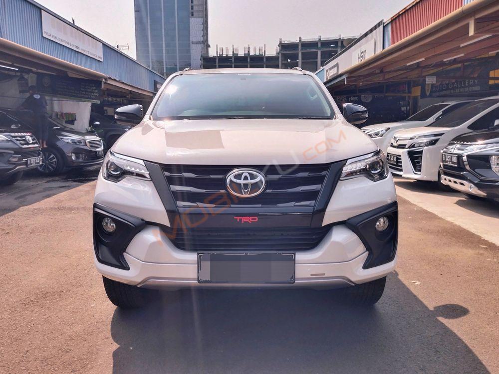 Mobil Toyota Fortuner 2019