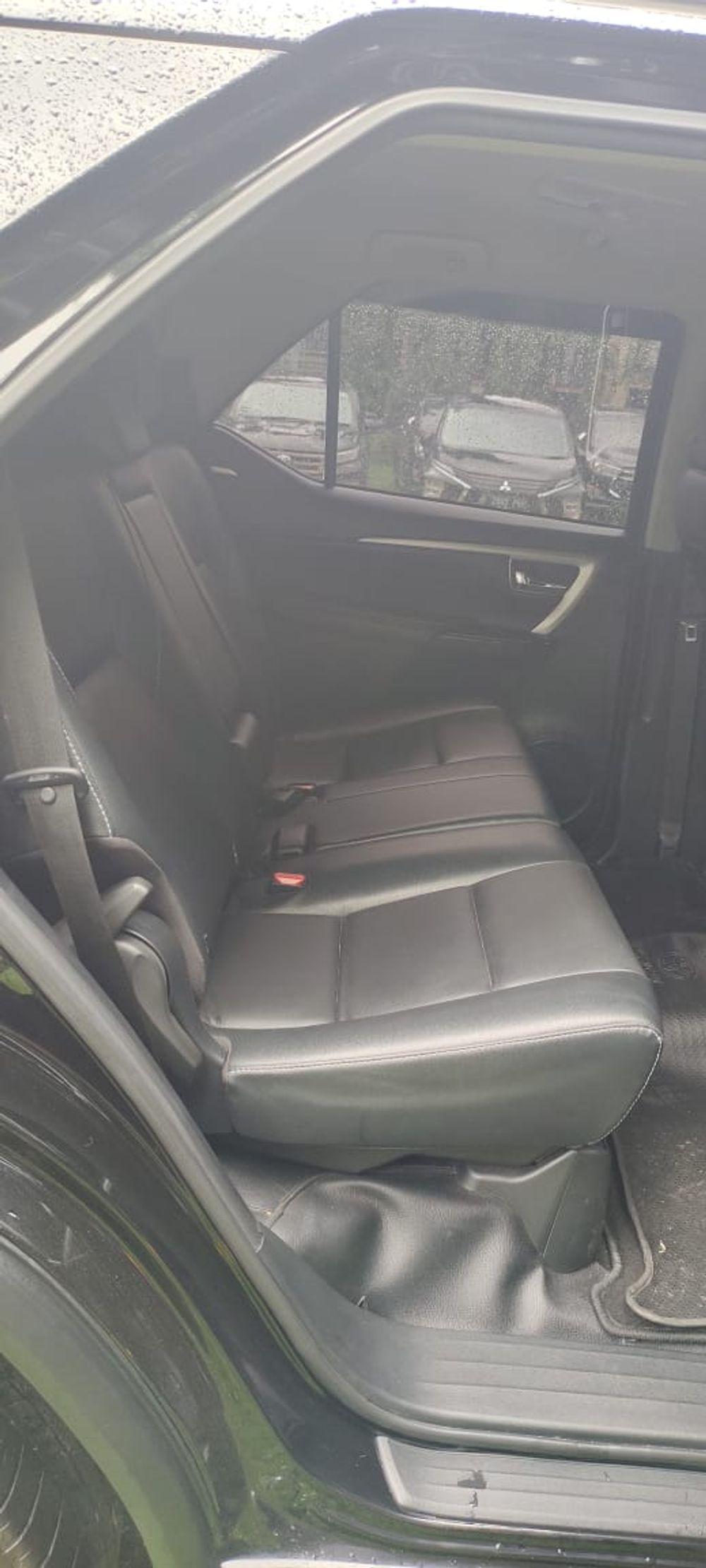 Mobil Toyota Fortuner 2021