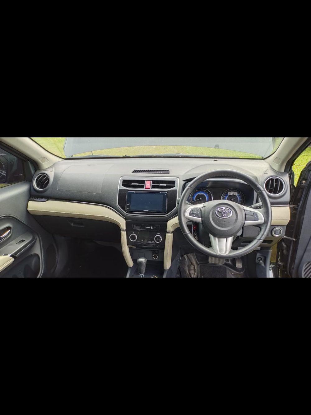 Mobil Toyota Rush 2020