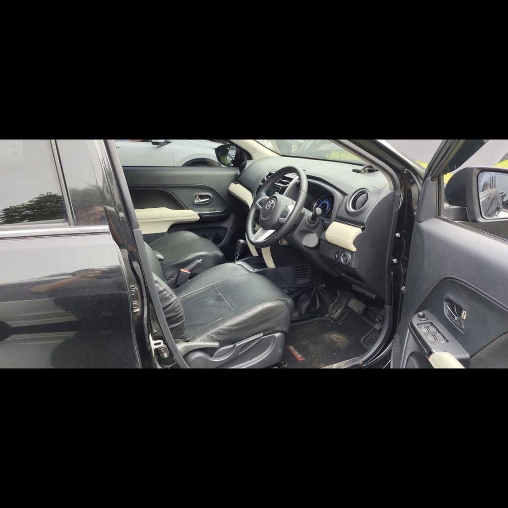 Mobil Toyota Rush 2020