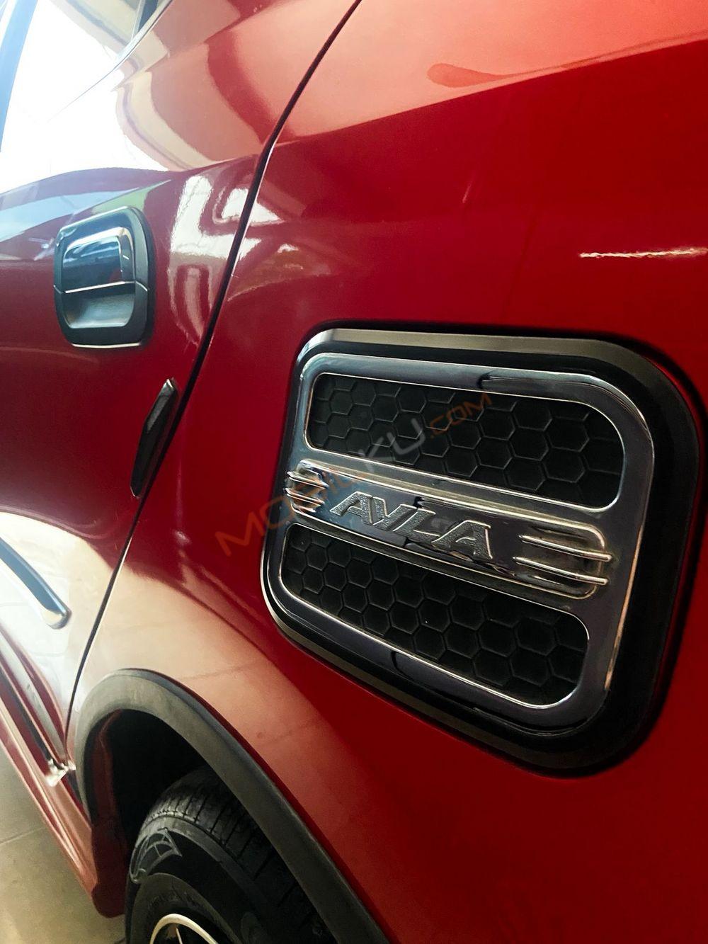 Mobil Daihatsu Ayla 2015