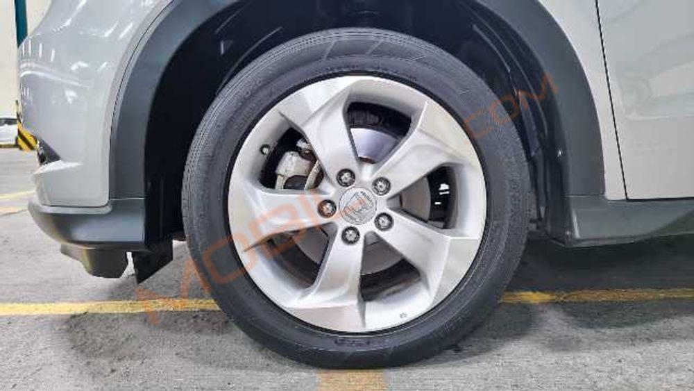 https://mobilku.s3.ap-southeast-3.amazonaws.com/ads/1000/01a7edfc-8ec0-40cf-a65d-7cc8e760b7f7.jpg