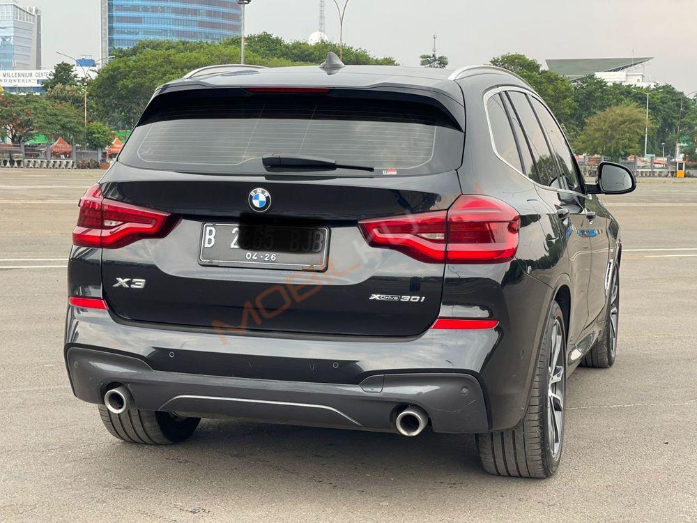 Mobil BMW X3 2021