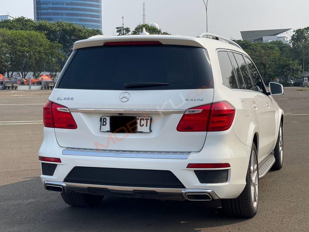 Mobil Mercedes-Benz GL 2014