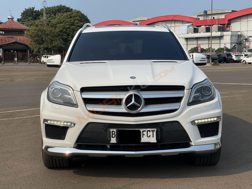 Mobil Mercedes-Benz GL 2014