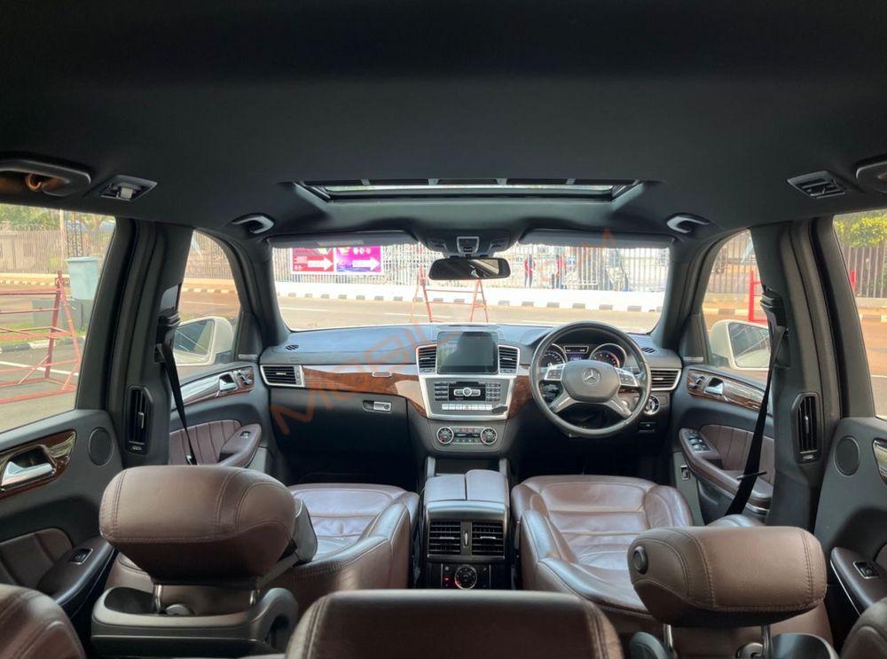 Mobil Mercedes-Benz GL 2014