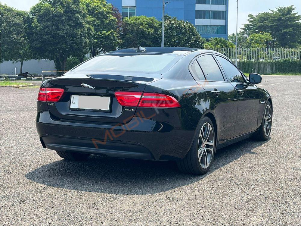 Mobil Jaguar XE 2016