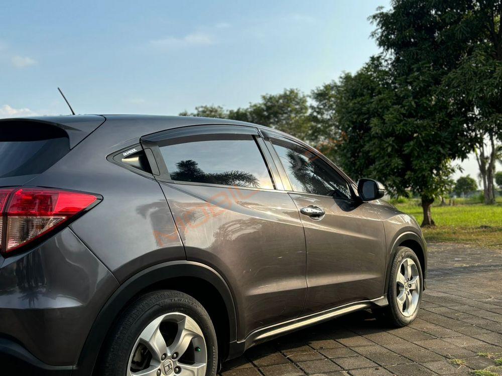 Mobil Honda HR-V 2016