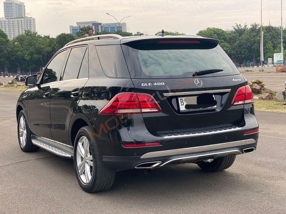 Mobil Mercedes-Benz GLE 2016