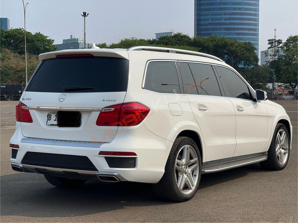 Mobil Mercedes-Benz GL 2014