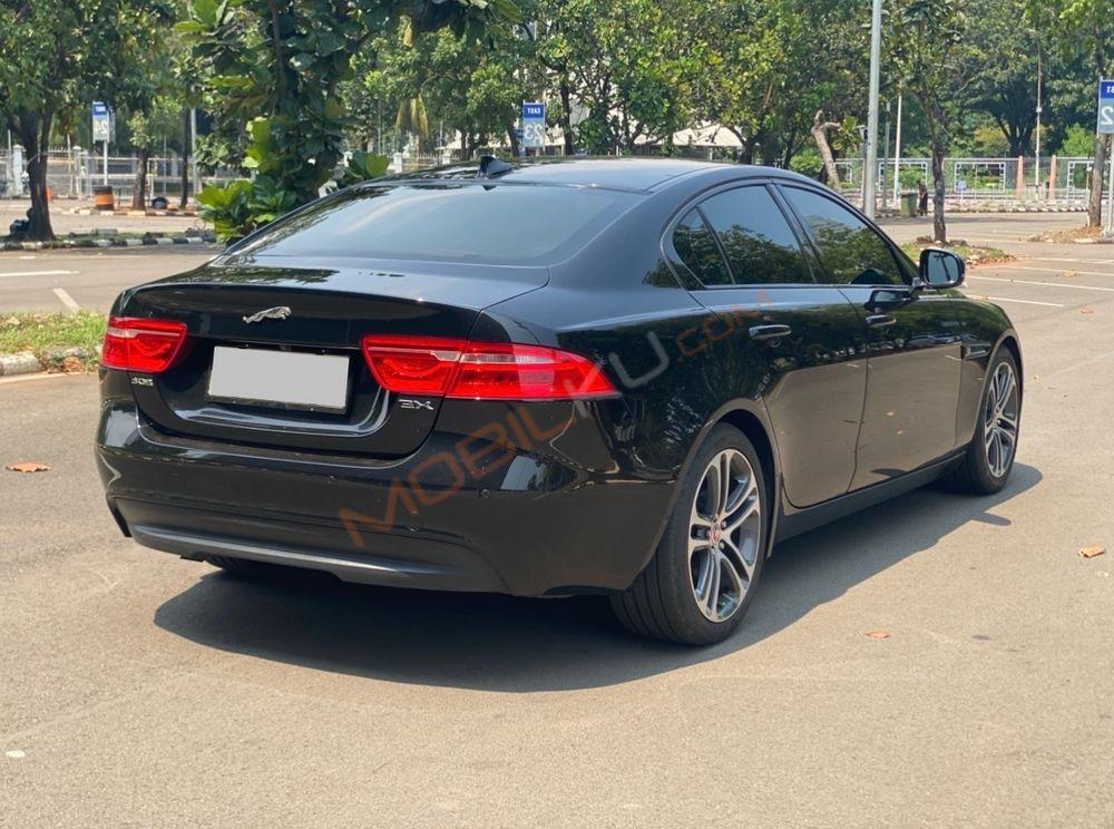 Mobil Jaguar XE 2016
