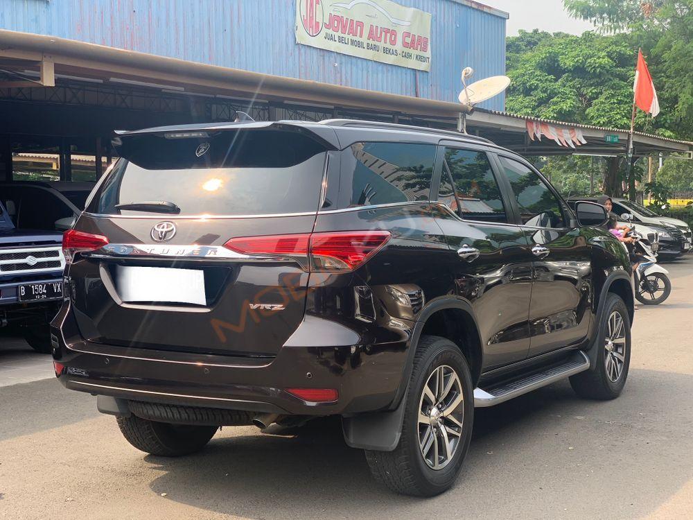 https://mobilku.s3.ap-southeast-3.amazonaws.com/ads/1000/0d772584-0817-4c92-a4e3-4fa1320aa888.jpeg