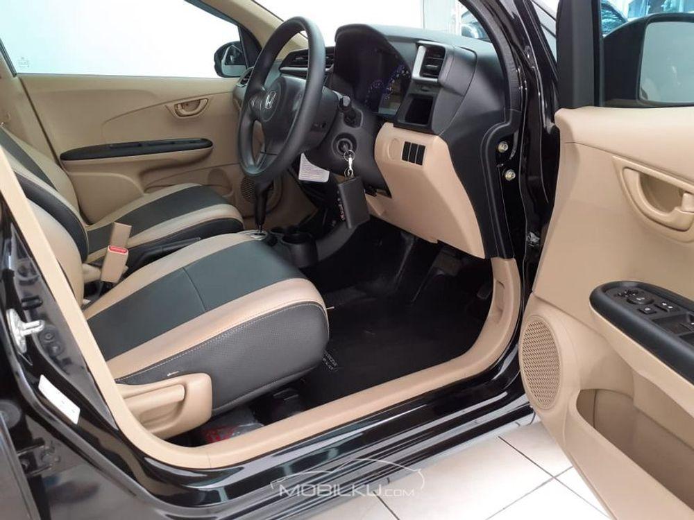 https://mobilku.s3.ap-southeast-3.amazonaws.com/ads/1000/0f0e31ea-8723-482e-8619-b002cd38584b.jpeg