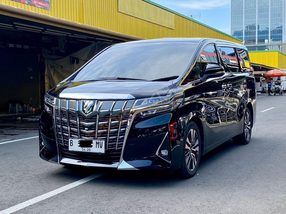 Mobil Toyota Alphard 2019