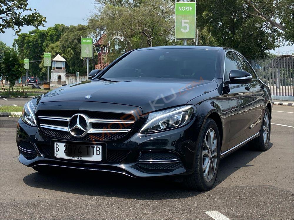 Mobil Mercedes-Benz C-Class 2014