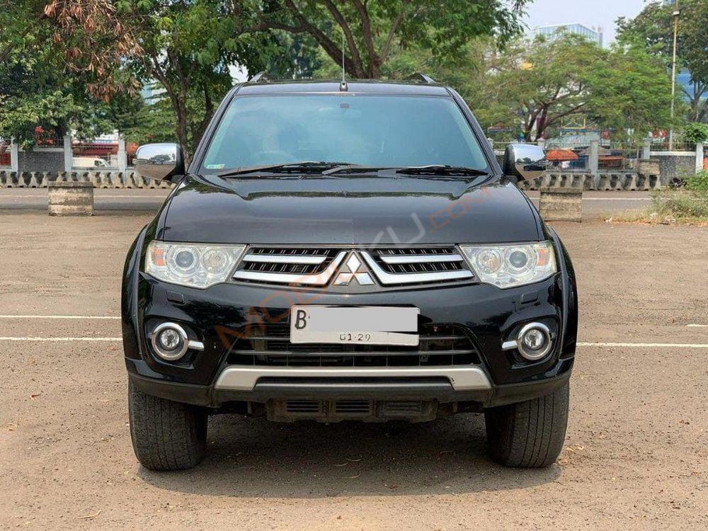 Mobil Mitsubishi Pajero Sport 2013