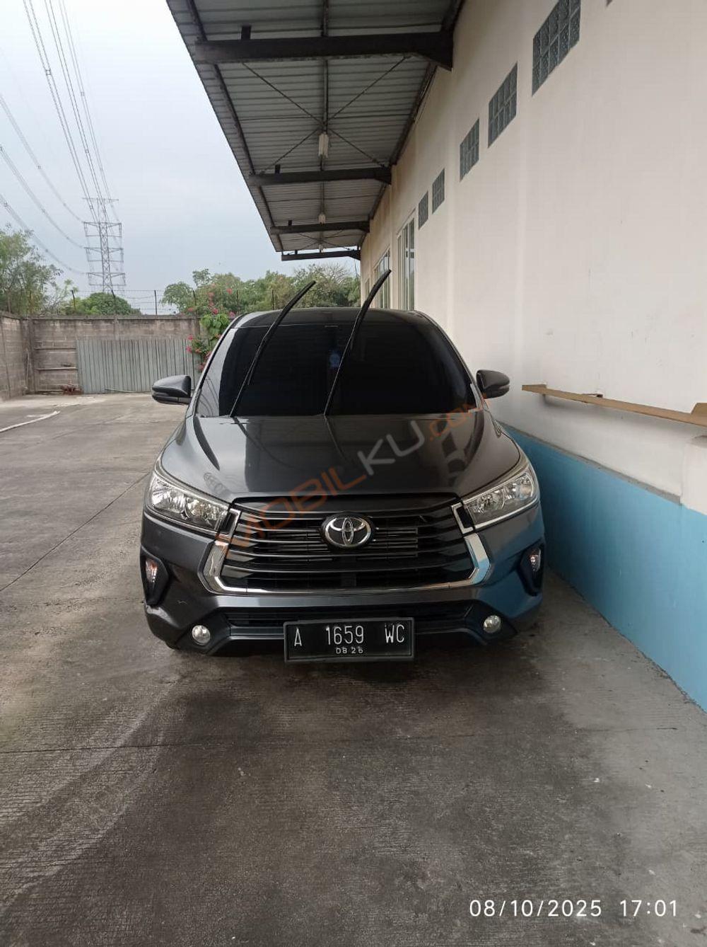 Mobil Toyota Kijang Innova 2021