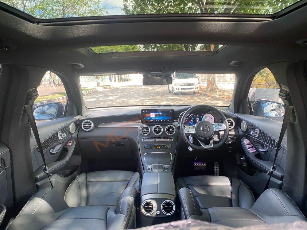 Mobil Mercedes-Benz GLC 2022
