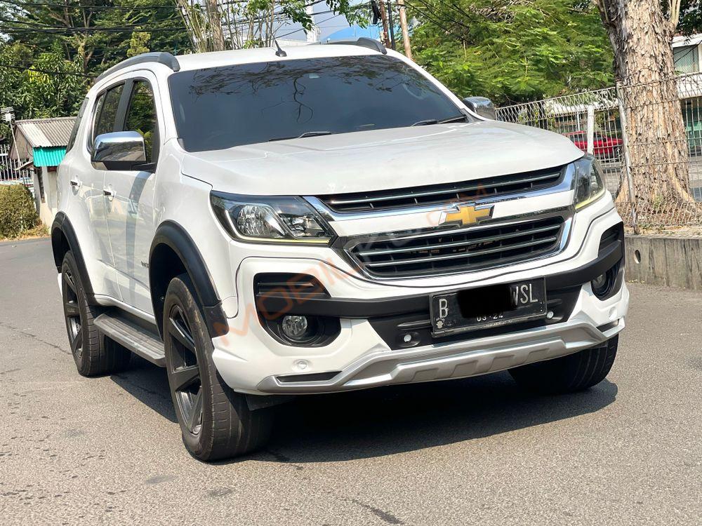 https://mobilku.s3.ap-southeast-3.amazonaws.com/ads/1000/15eda7b9-ff5b-42b0-99c8-1ec857703bcd.jpeg