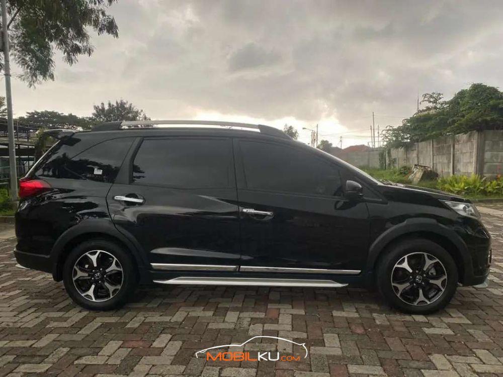 https://mobilku.s3.ap-southeast-3.amazonaws.com/ads/1000/16eaf27c-de05-45da-a98e-977d9d79e806.jpeg