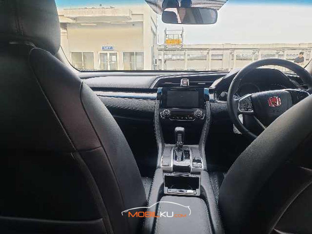 https://mobilku.s3.ap-southeast-3.amazonaws.com/ads/1000/191913e8-9d8d-49ad-80fd-451ae1043267.jpg