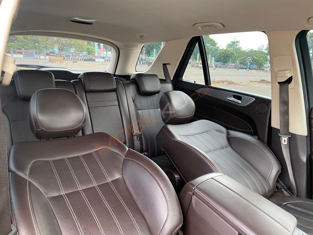 Mobil Mercedes-Benz GLE 2016