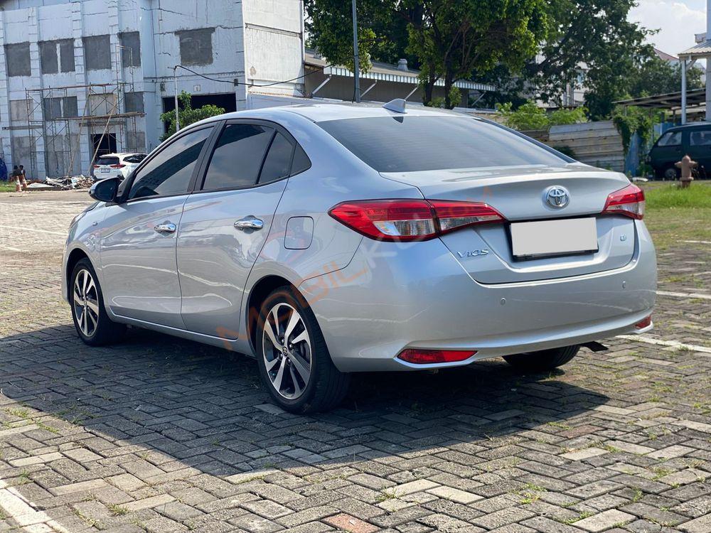 Mobil Toyota Vios 2018