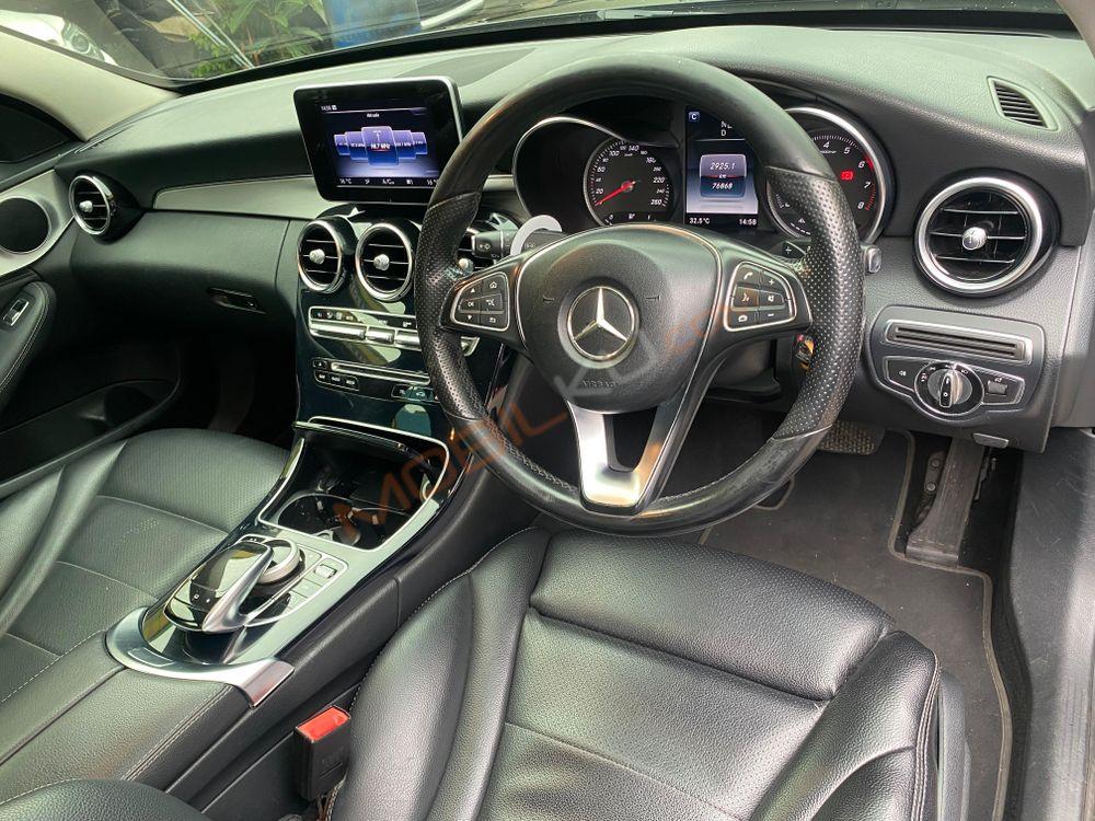 Mobil Mercedes-Benz C-Class 2014