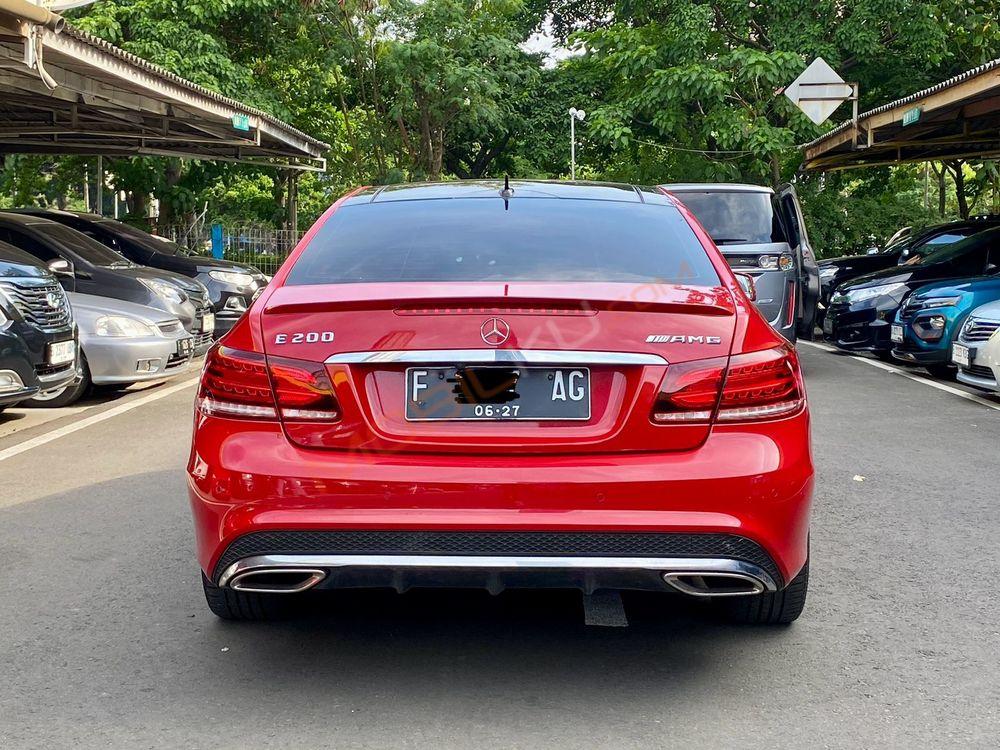 Mobil Mercedes-Benz E-Class 2014