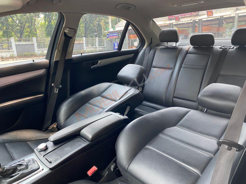 https://mobilku.s3.ap-southeast-3.amazonaws.com/ads/1000/1dc9ec40-1a0d-4663-ad4a-3d9ba28fca77.jpeg