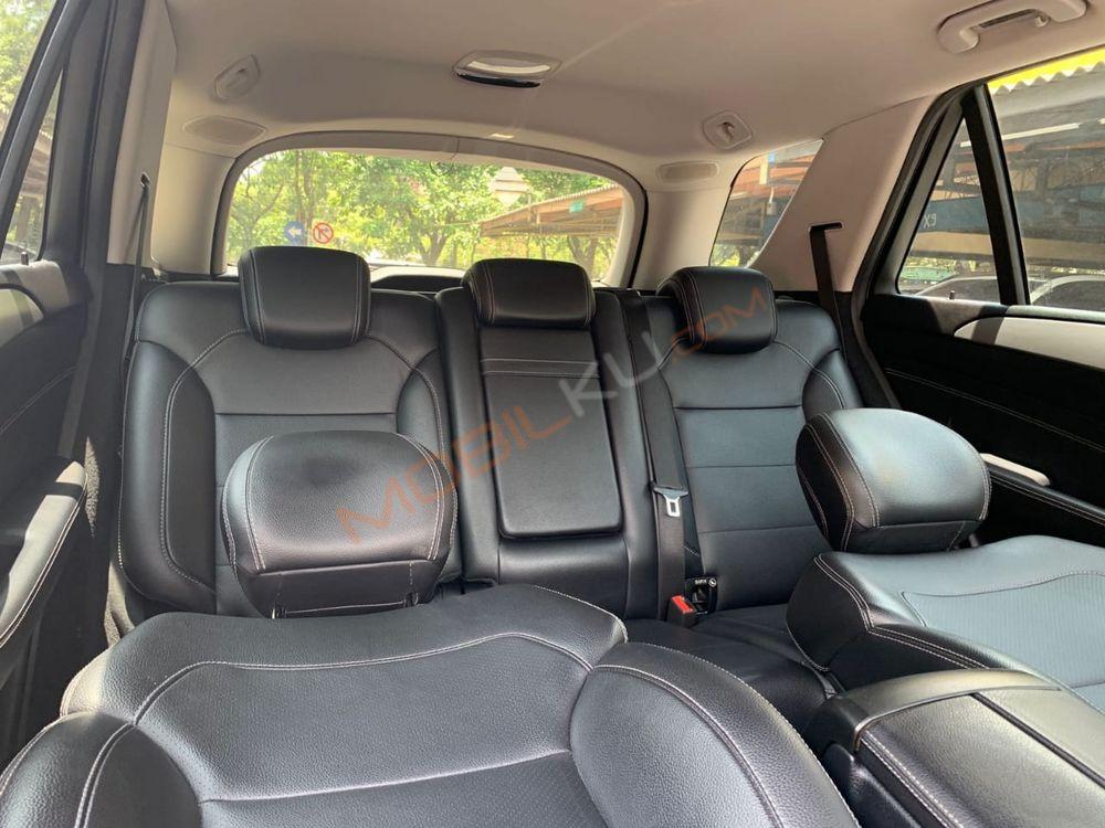 Mobil Mercedes-Benz ML 2013