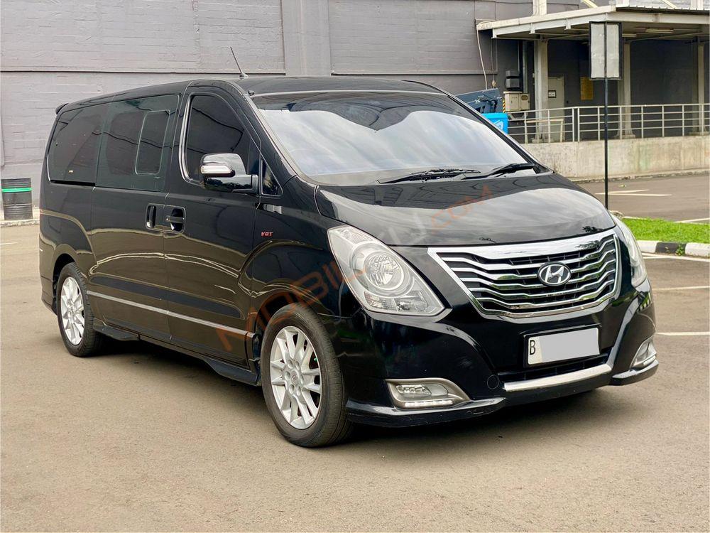 Mobil Hyundai H-1 2015