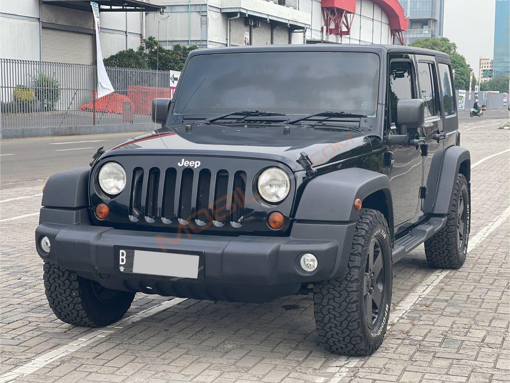 Mobil Jeep Wrangler 2011