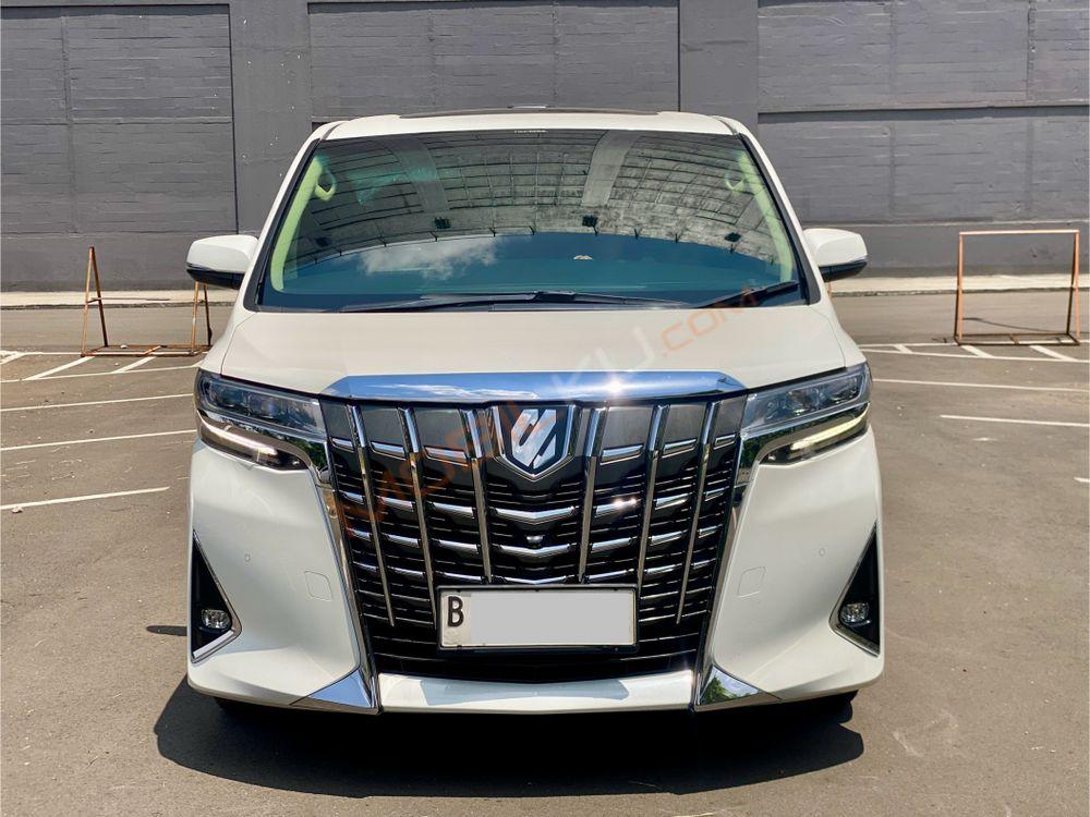 Mobil Toyota Alphard 2019
