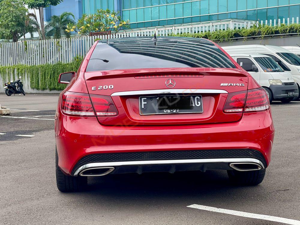 Mobil Mercedes-Benz E-Class 2014