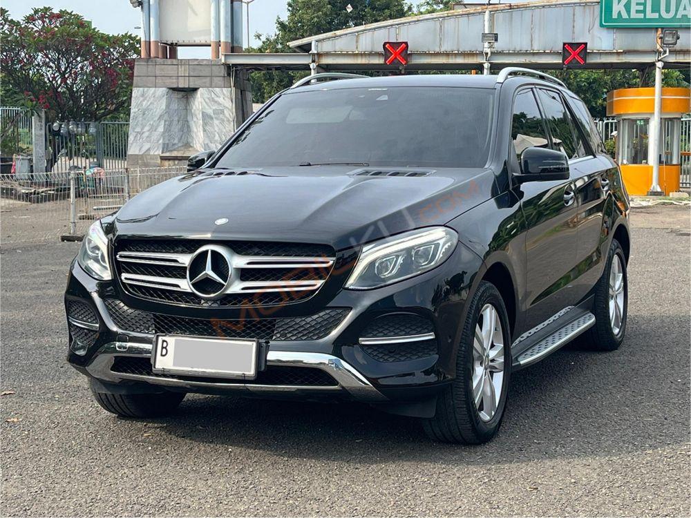 Mobil Mercedes-Benz GLE 2016