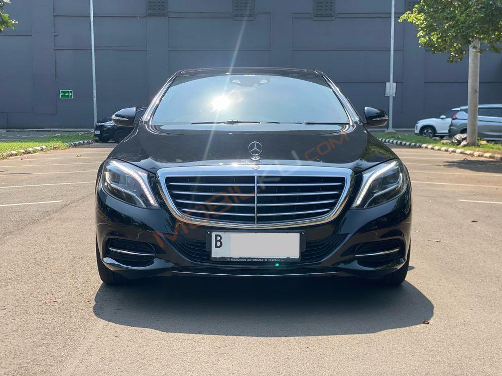 Mobil Mercedes-Benz S-Class 2015