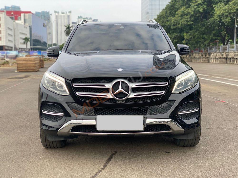 Mobil Mercedes-Benz GLE 2016