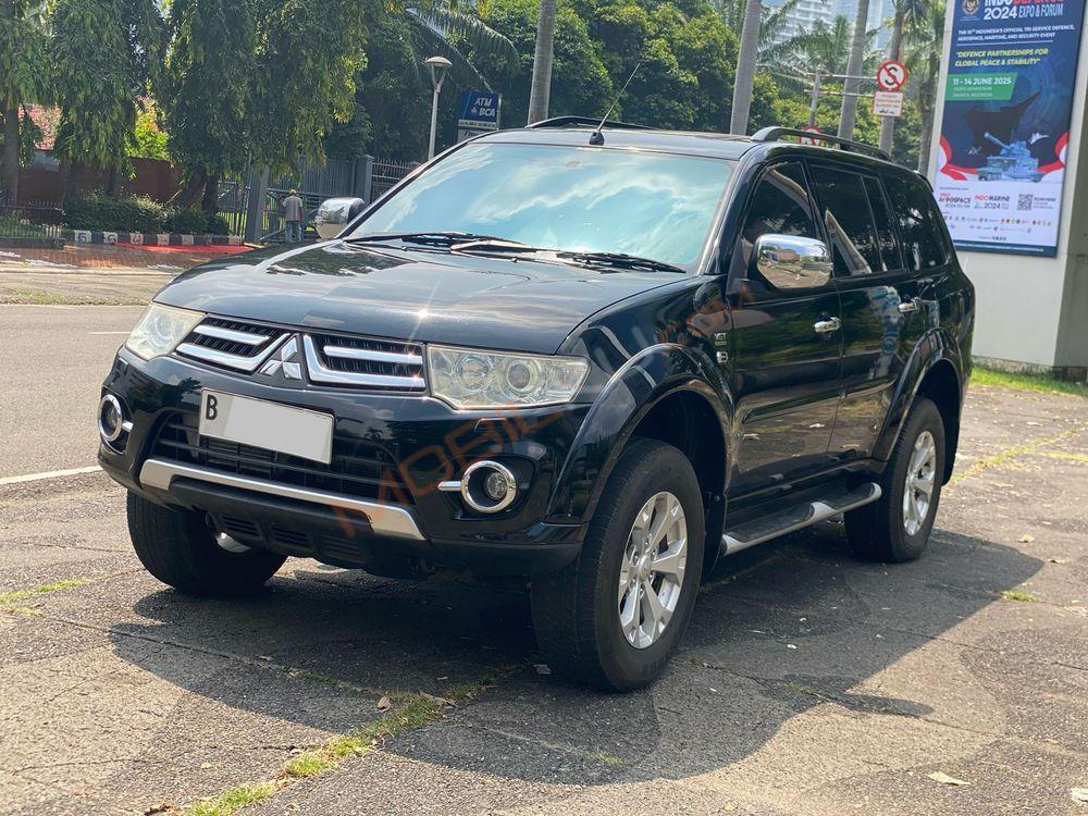 Mobil Mitsubishi Pajero Sport 2013